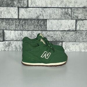 New Balance 574 childs 4 Forest Green Sneakers